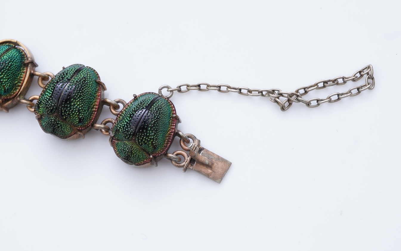 A Victorian beetle carapace bracelet, mid 19th century
